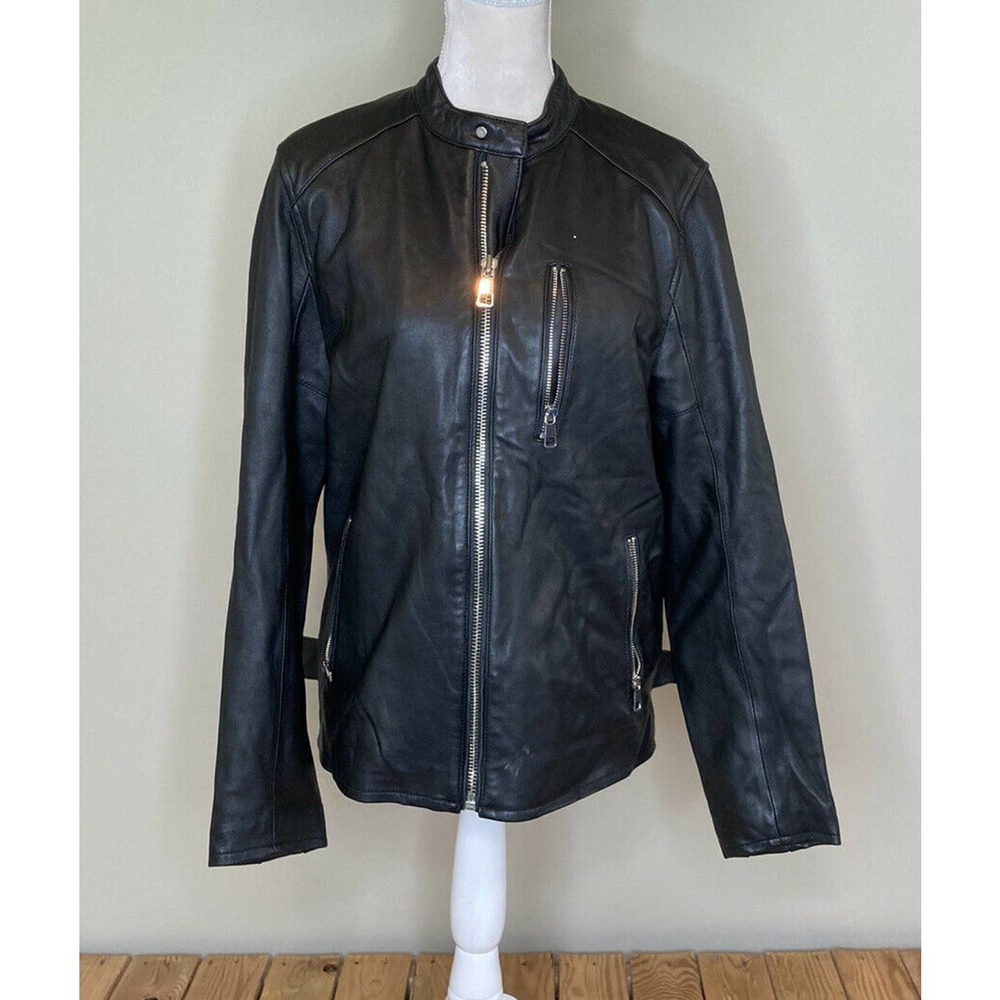 TRENDIANO Women’s Full Zip Faux Leather Jacket M